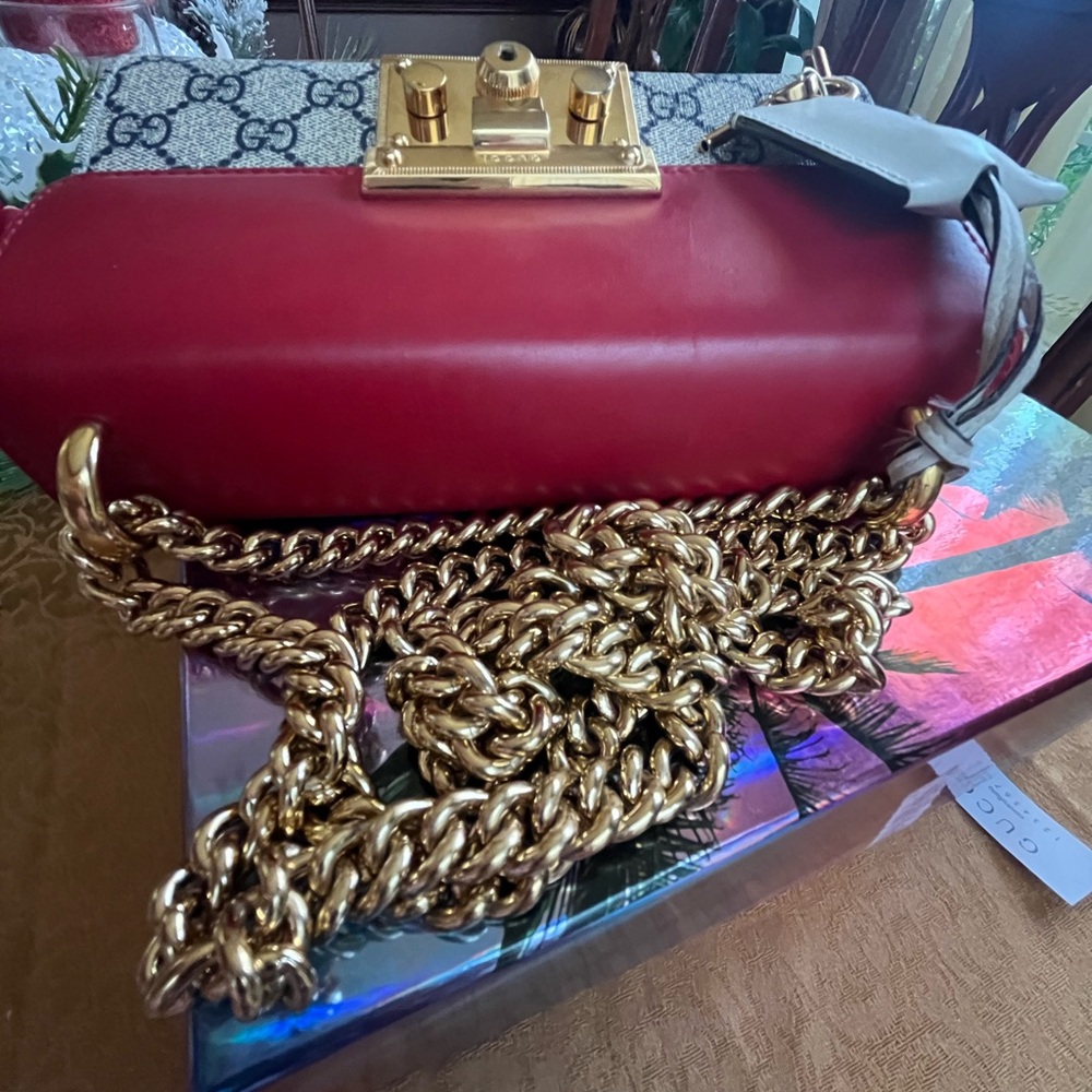 GG SUPREME MONOGRAM SMALL PADLOCK SHOULDER BAG - Picture 11 of 15